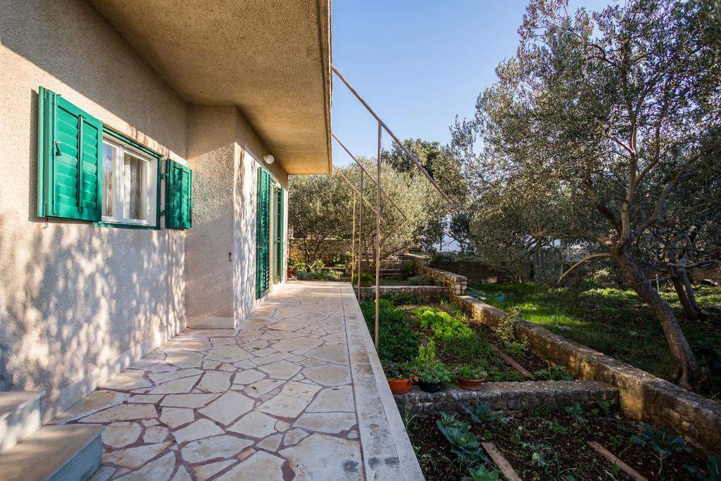 Apartment Srecko Vinišće Dış mekan fotoğraf