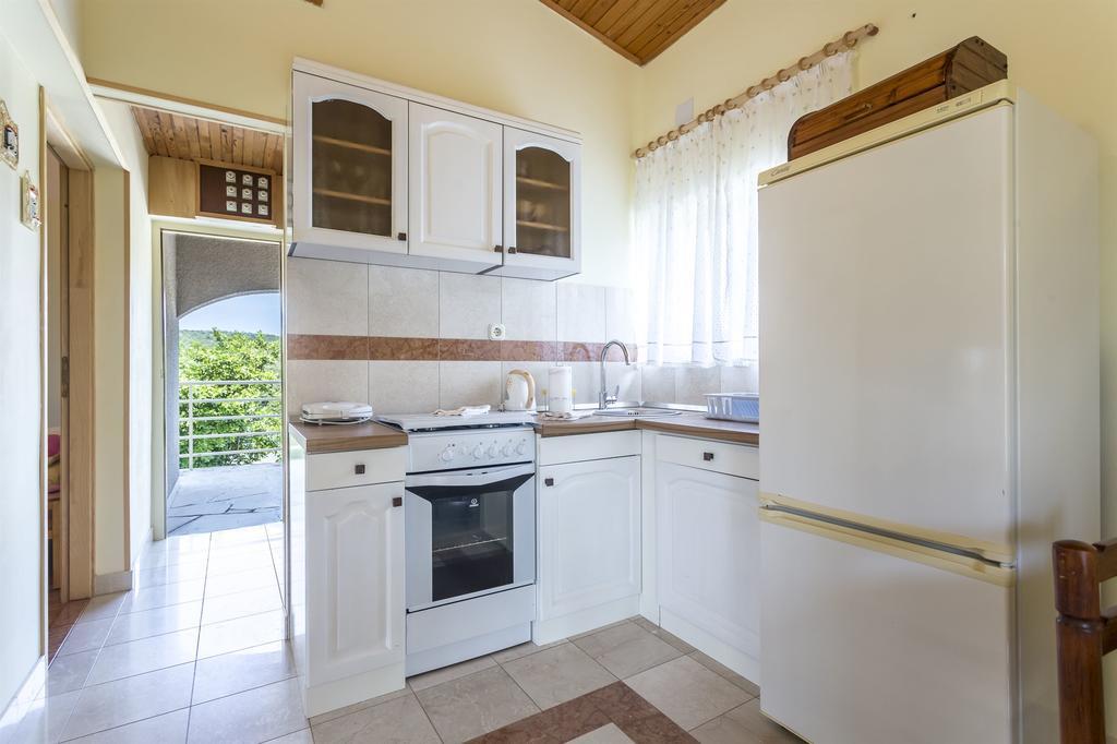 Apartment Srecko Vinišće Dış mekan fotoğraf