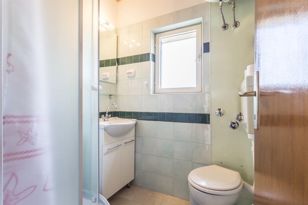 Apartment Srecko Vinišće Dış mekan fotoğraf